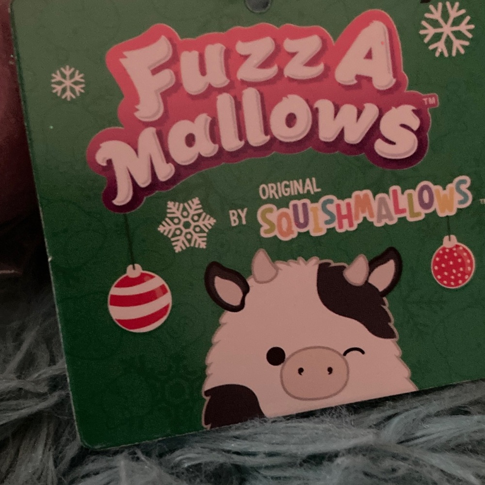 Squishmallows Fuzz A Mallows pink chinchilla ornament - Picture 2 of 7